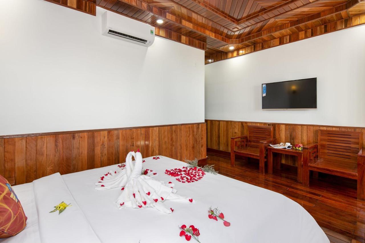Hotel Khach San Pham Gia Da Nang Zewnętrze zdjęcie
